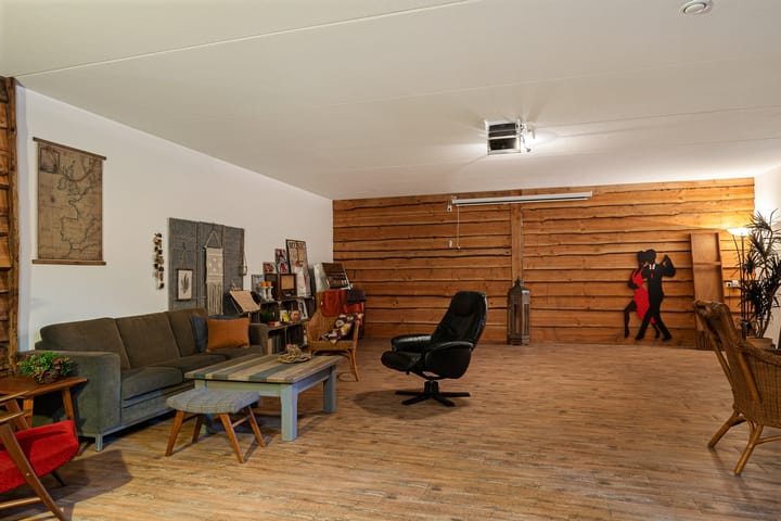 Foto 31 van Bisschopsstraat 7