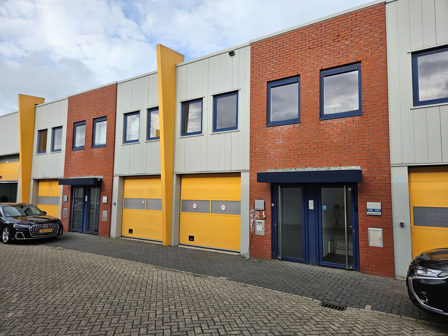 Bekijk foto 2 van Weberstraat 68