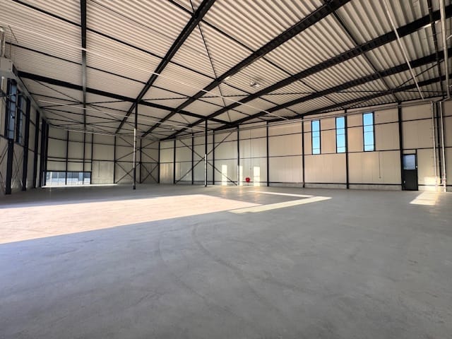 Bekijk foto 2 van Drogerij 3