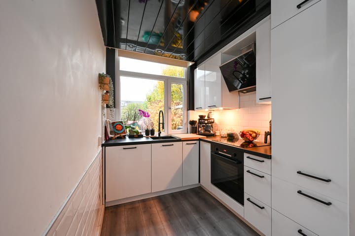 Photo 11 of Henriëtte Roland Holststraat 16