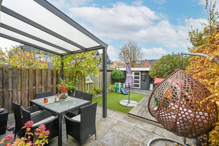 Photo 13 of Henriëtte Roland Holststraat 16