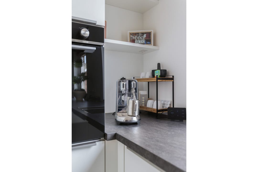 Foto 16 van Van Vollenhovenstraat 10