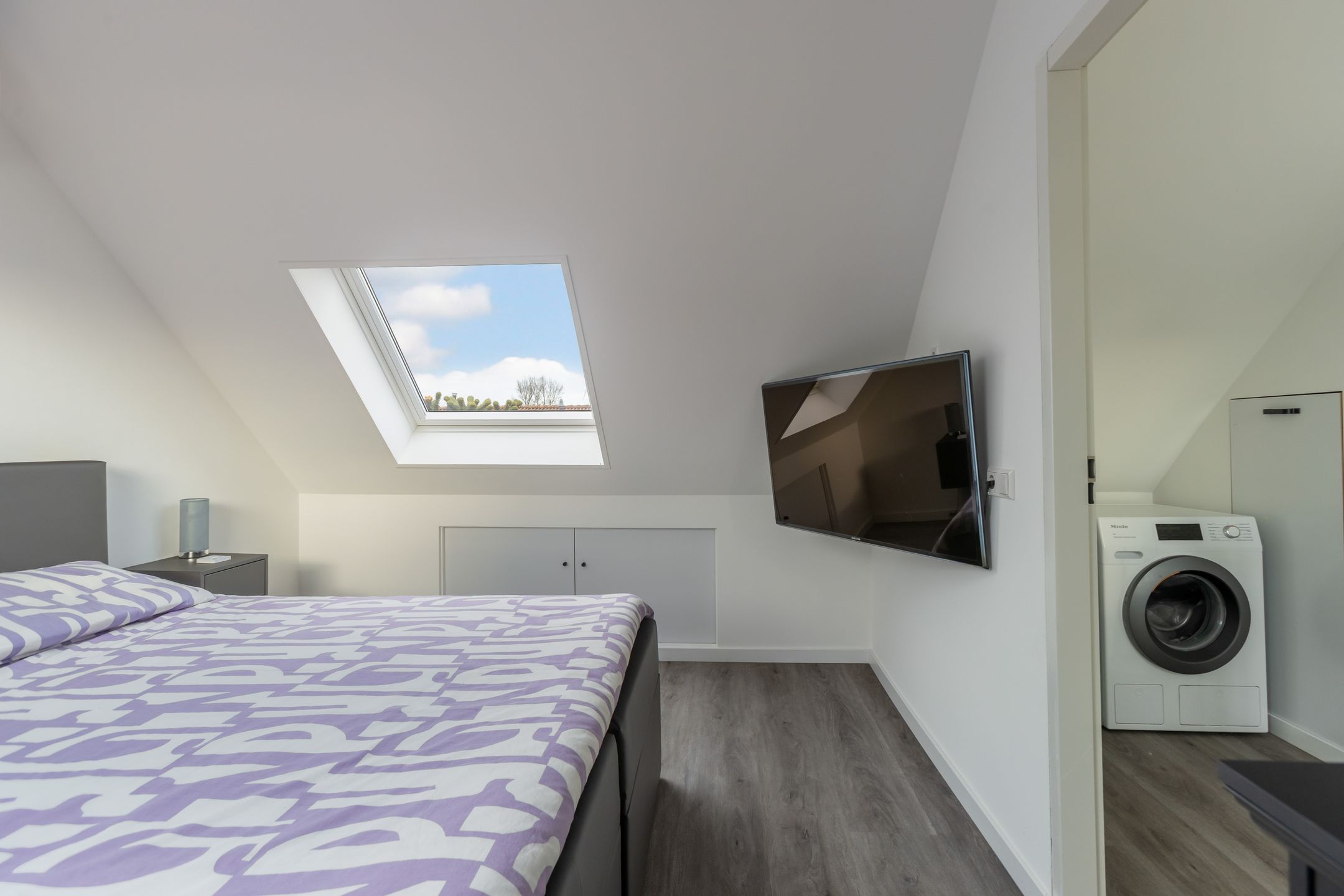 Foto 30 van Van Vollenhovenstraat 10