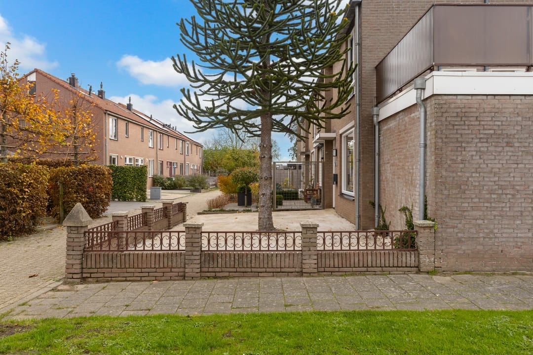 Foto 52 van Van Vollenhovenstraat 10