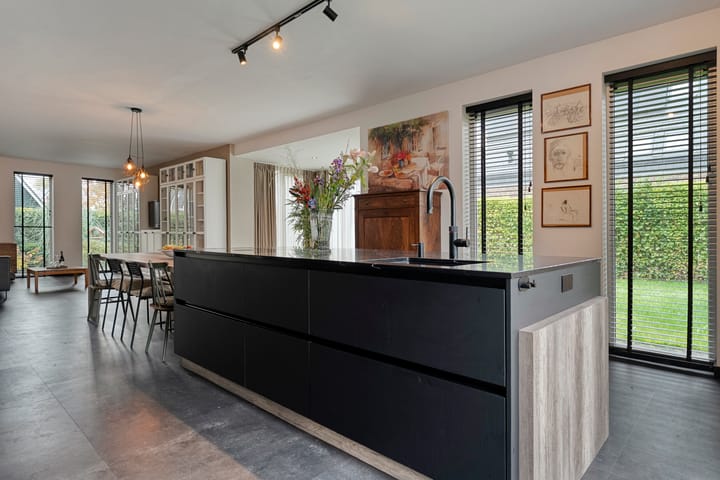 Foto 17 van Nijerwalstraat 4