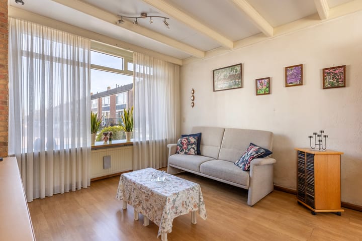 Foto 9 van Meeuwenlaan 61