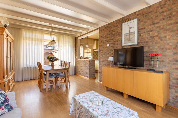 Foto 10 van Meeuwenlaan 61