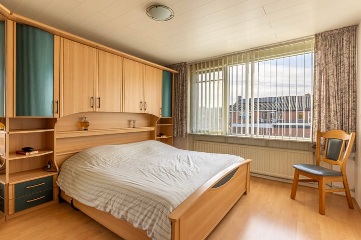 Foto 23 van Meeuwenlaan 61