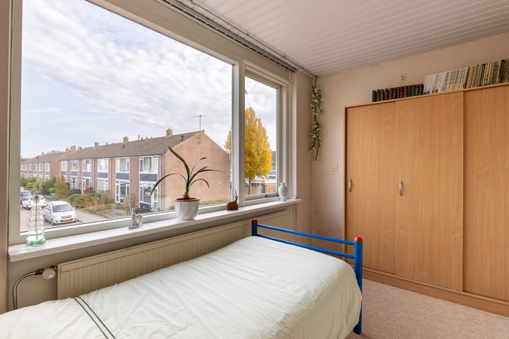 Foto 30 van Meeuwenlaan 61