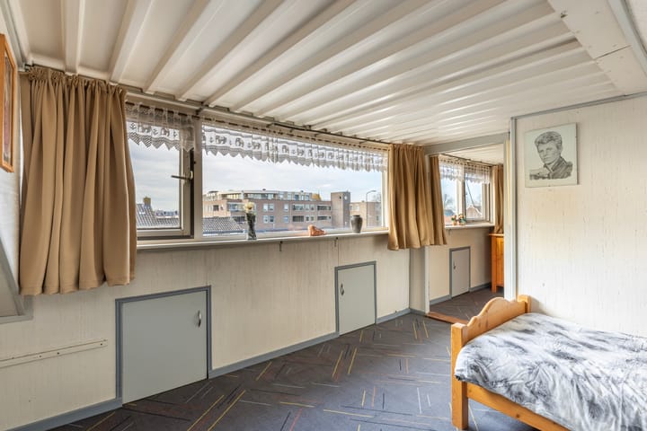 Foto 36 van Meeuwenlaan 61