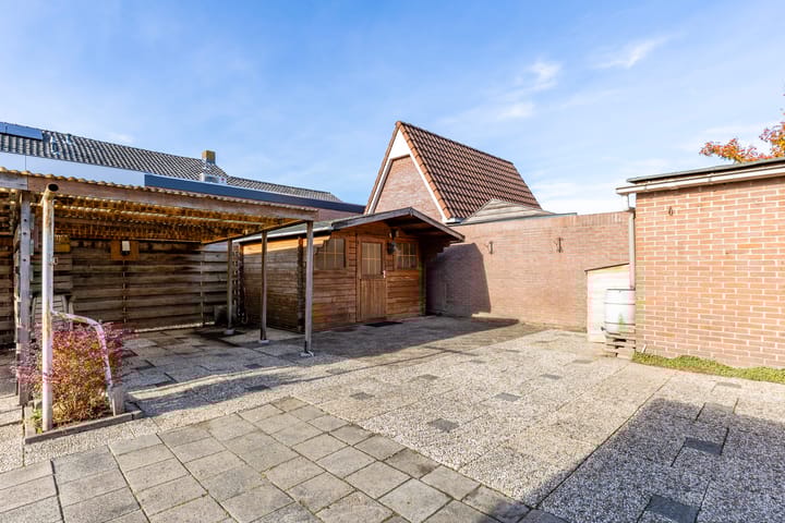 Foto 41 van Meeuwenlaan 61