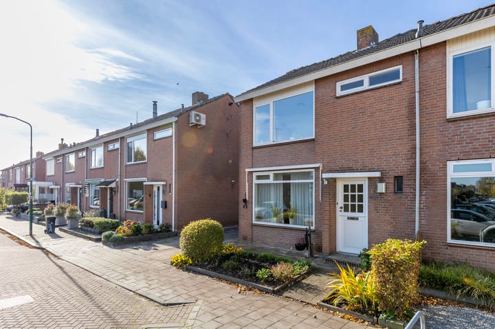 Foto 46 van Meeuwenlaan 61