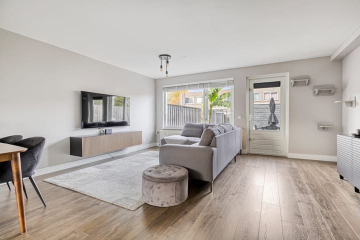 Photo 2 of Pereboomweg 5