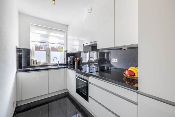 Foto 3 van Jacob van Ruysdaelstraat 9-B