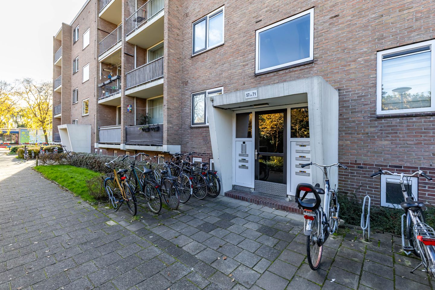 Photo 35 of Van Ketwich Verschuurlaan 69