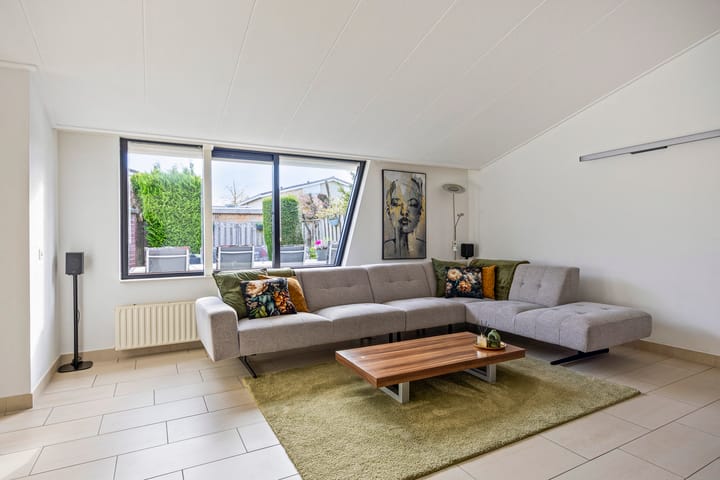 Photo 4 of Musketier 8