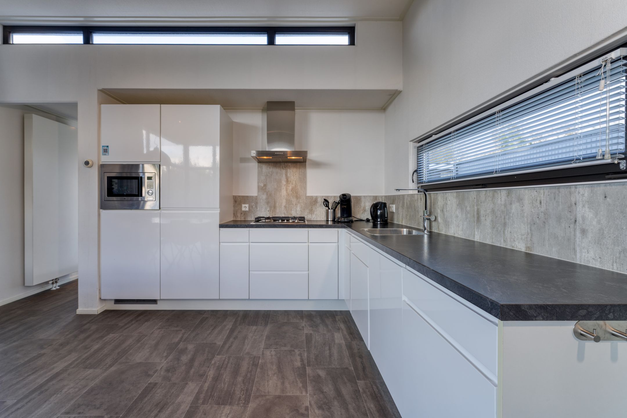 Photo 9 of Mettenijedijk 33-074