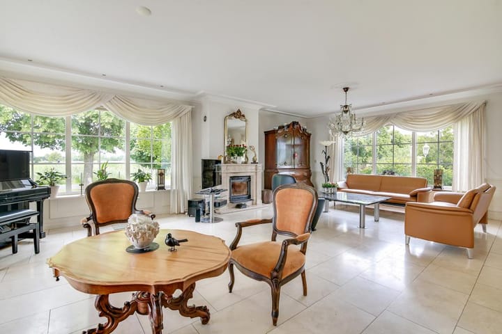 Photo 2 of Elleboogsvaart 13-A