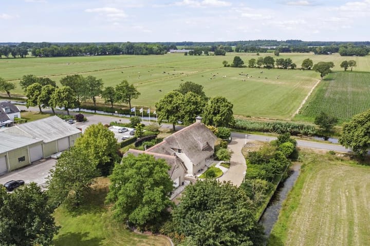 Photo 10 of Elleboogsvaart 13-A