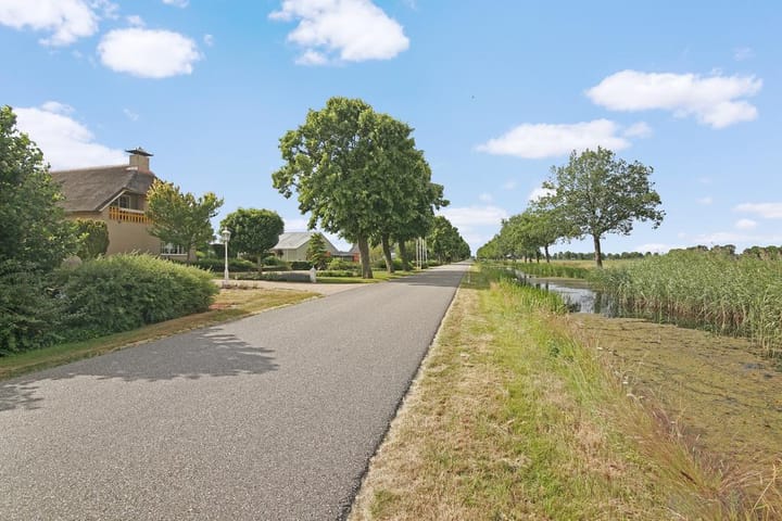 Photo 21 of Elleboogsvaart 13-A