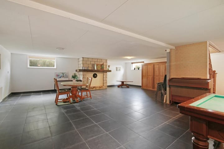 Photo 42 of Elleboogsvaart 13-A