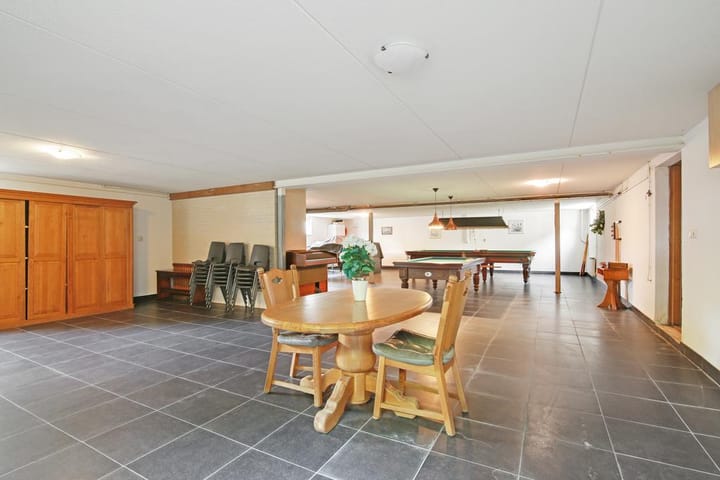 Photo 43 of Elleboogsvaart 13-A