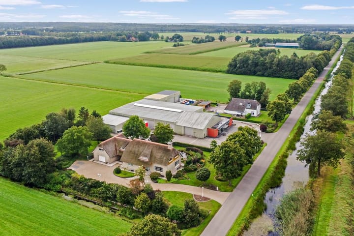 Photo 82 of Elleboogsvaart 13-A