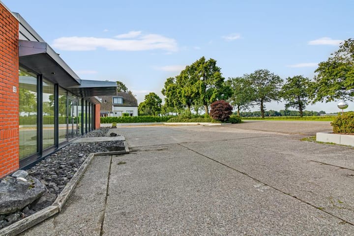 Photo 86 of Elleboogsvaart 13-A