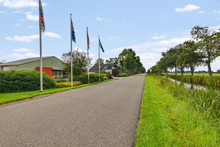 Photo 101 of Elleboogsvaart 13-A