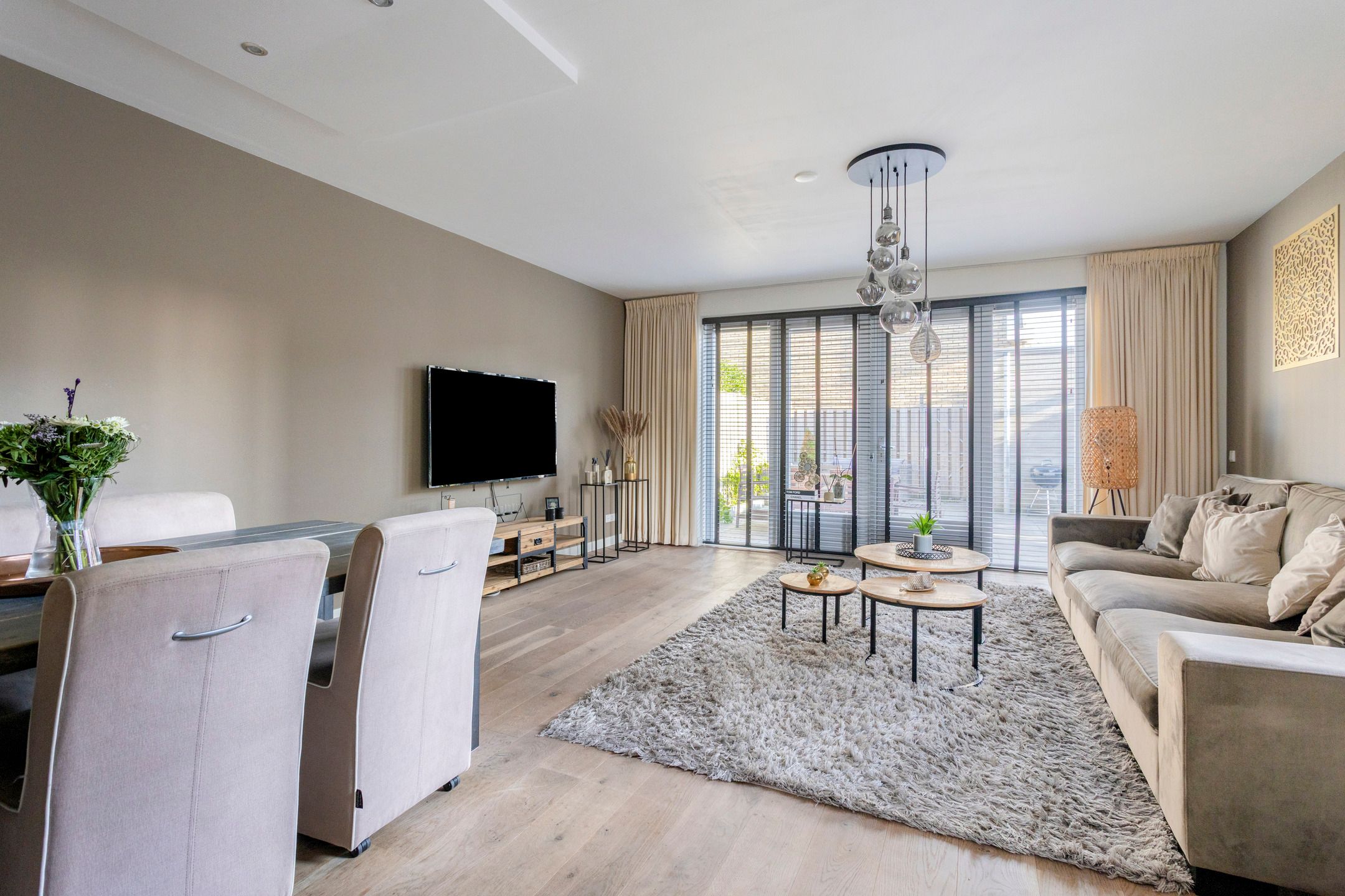 Foto 3 van Veenbesstraat 1