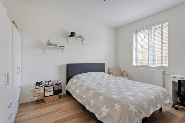 Foto 19 van Veenbesstraat 1