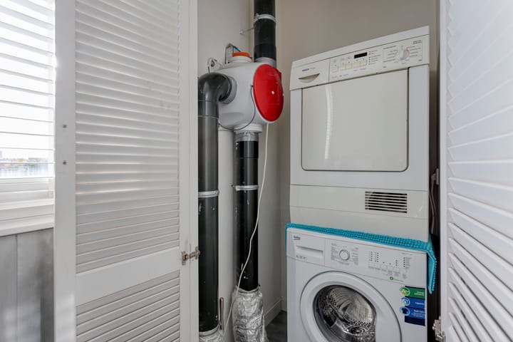 Foto 28 van Veenbesstraat 1