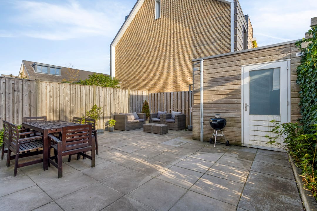 Foto 31 van Veenbesstraat 1