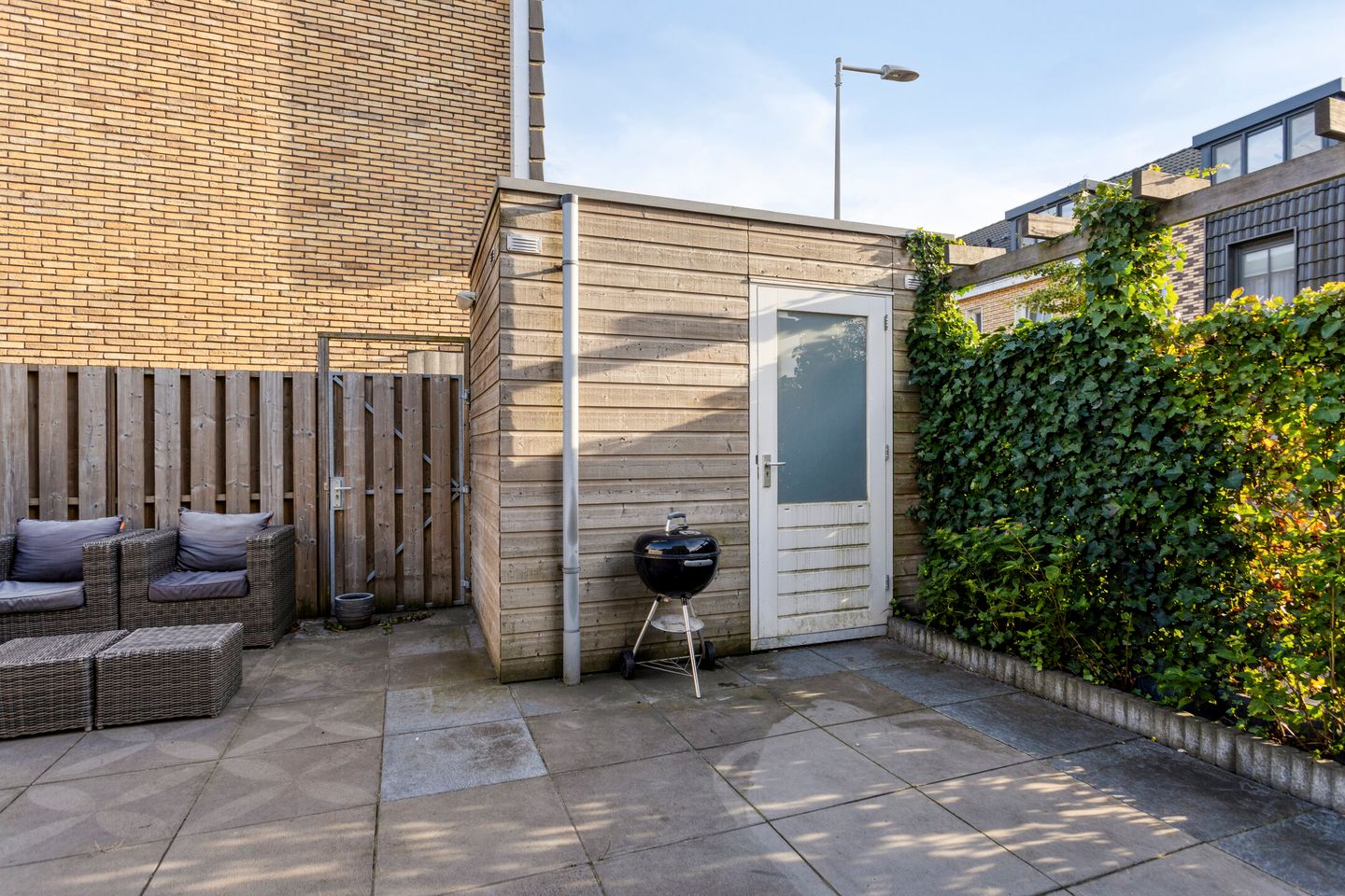 Foto 35 van Veenbesstraat 1