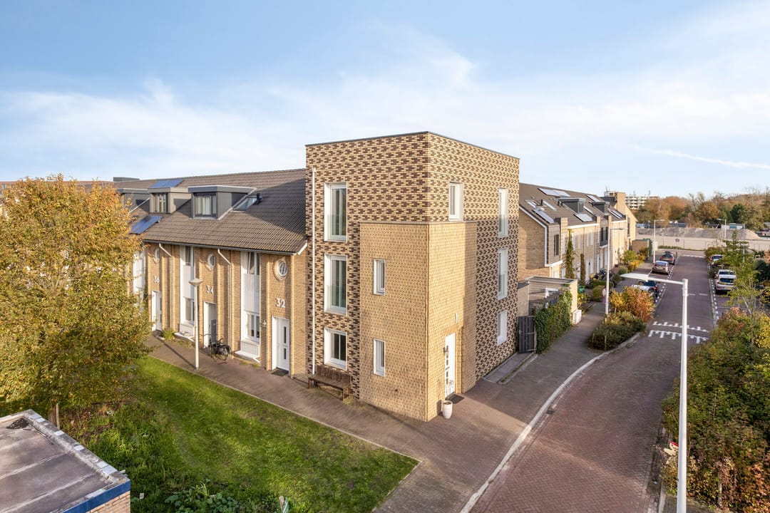 Foto 38 van Veenbesstraat 1