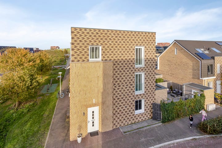 Foto 39 van Veenbesstraat 1