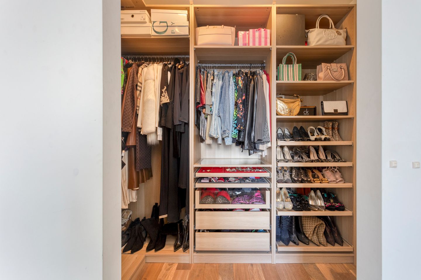 Foto 25 van Veenbesstraat 1