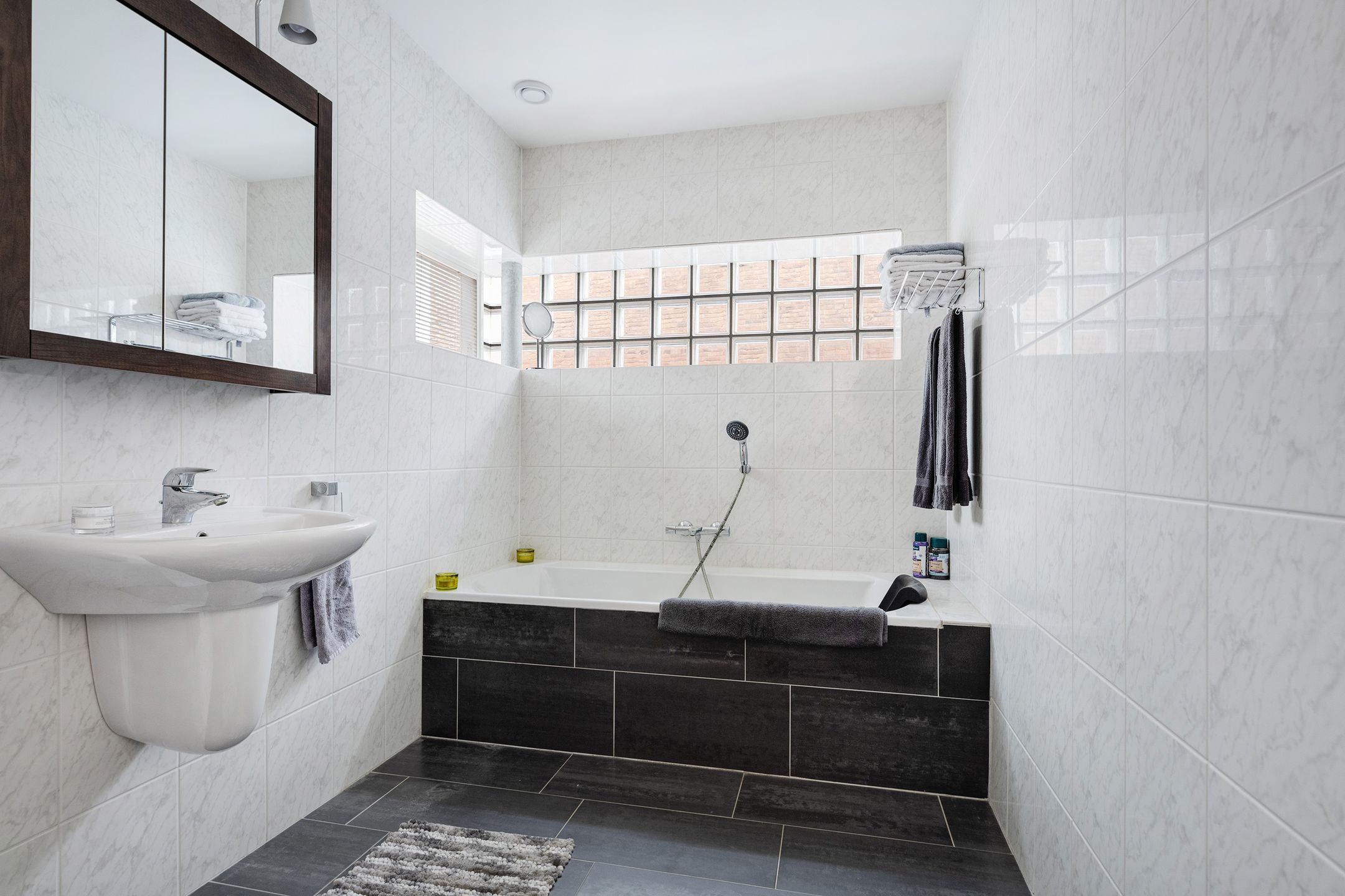 Foto 30 van Glanswierstraat 17