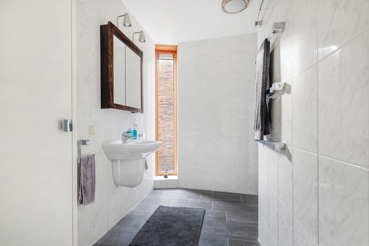 Photo 38 of Glanswierstraat 17