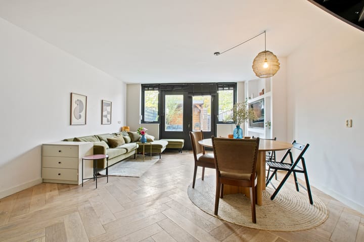 Photo 14 of Senecastraat 13