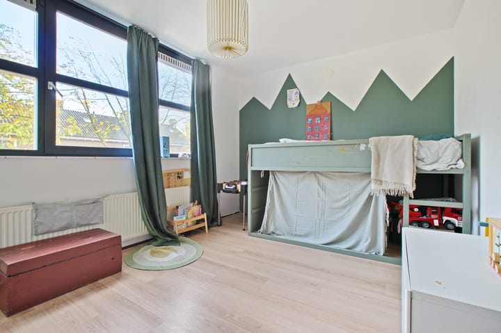 Photo 22 of Senecastraat 13