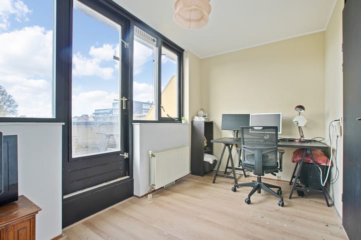 Photo 28 of Senecastraat 13