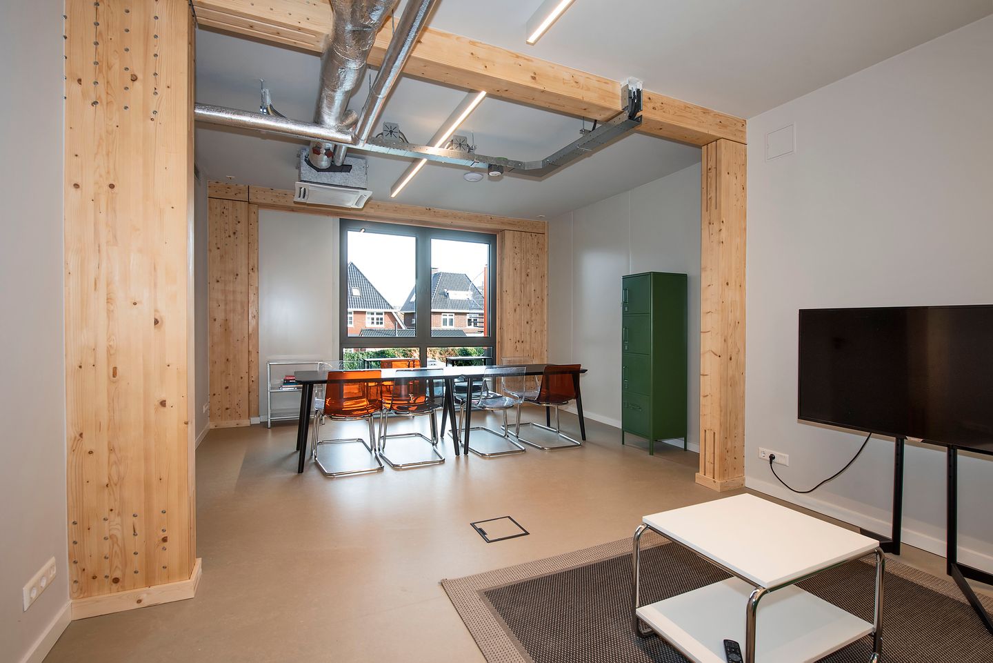 Bekijk foto 3 van Moutlaan 38