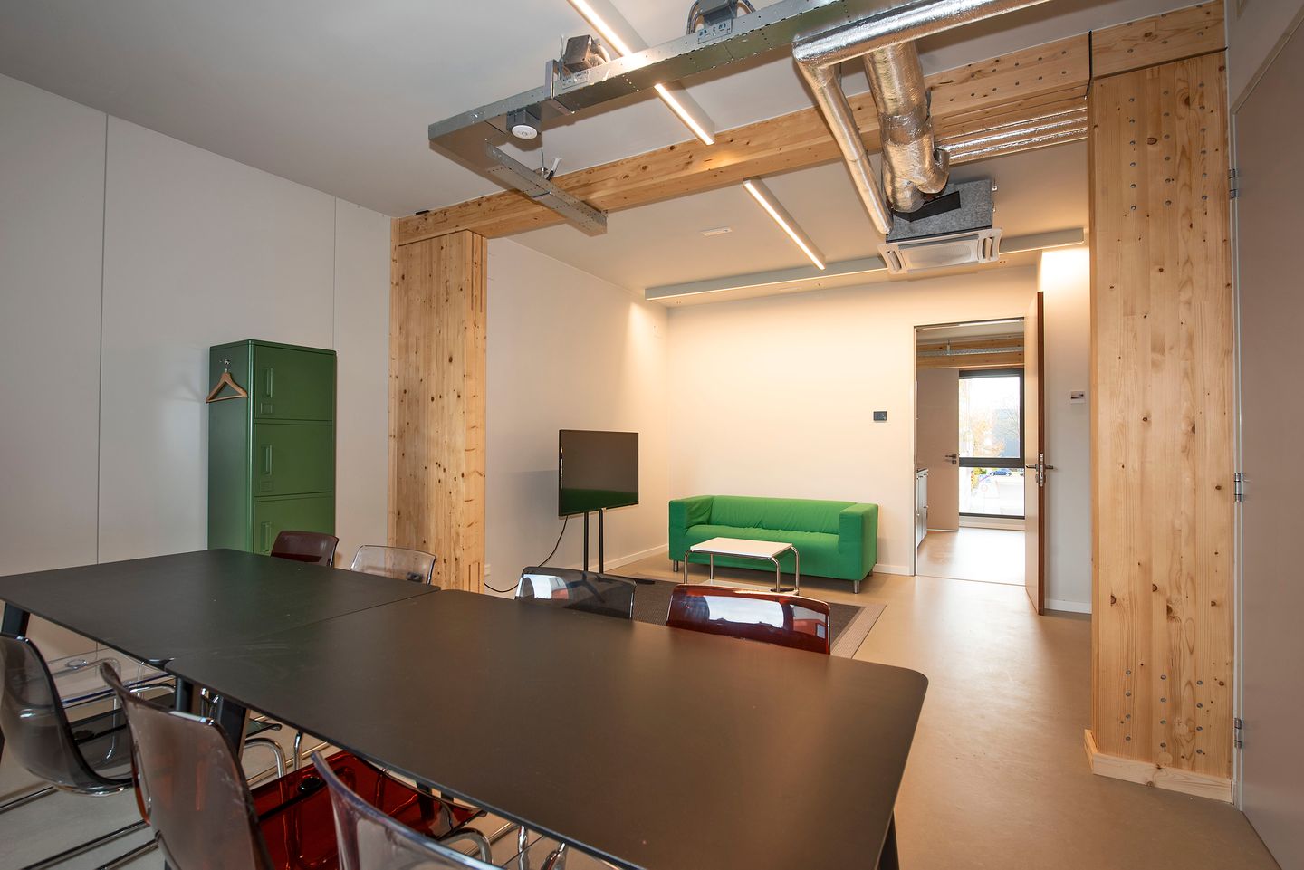 Bekijk foto 4 van Moutlaan 38