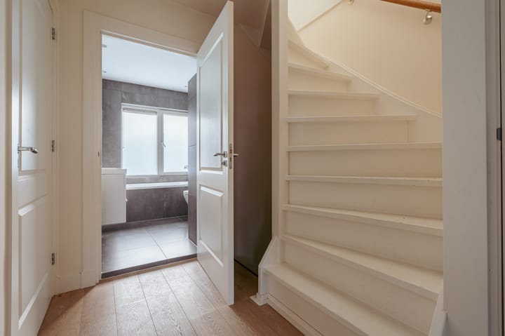 Foto 28 van Deckerstraat 3