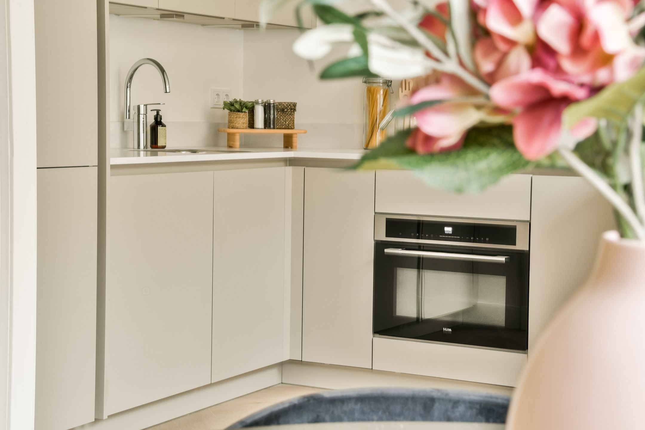 Foto 9 van Antillenstraat 15-1