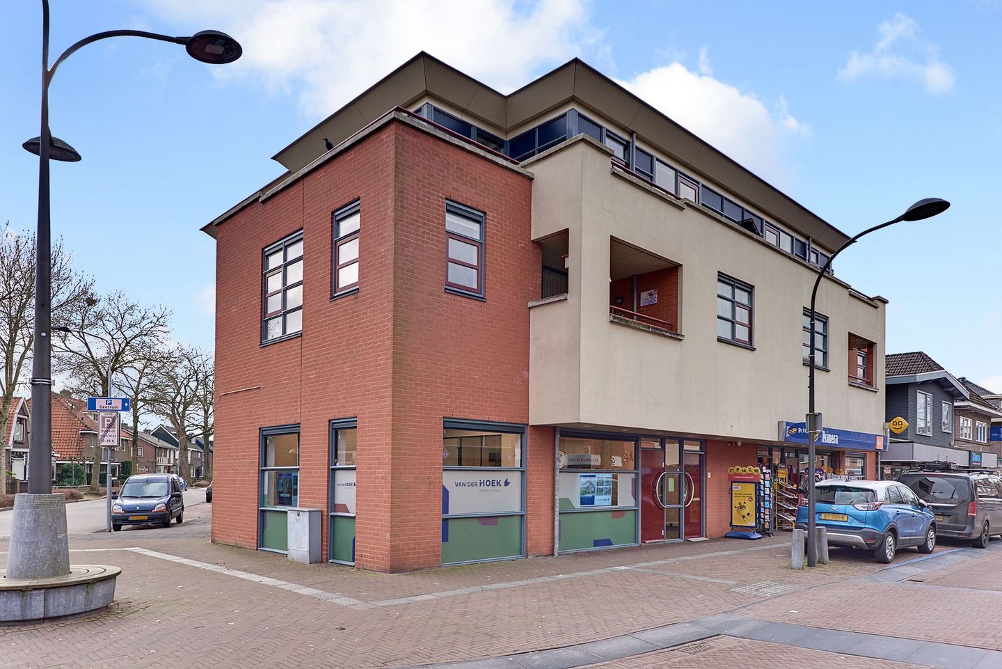 Bekijk foto 1 van Stationsstraat 61