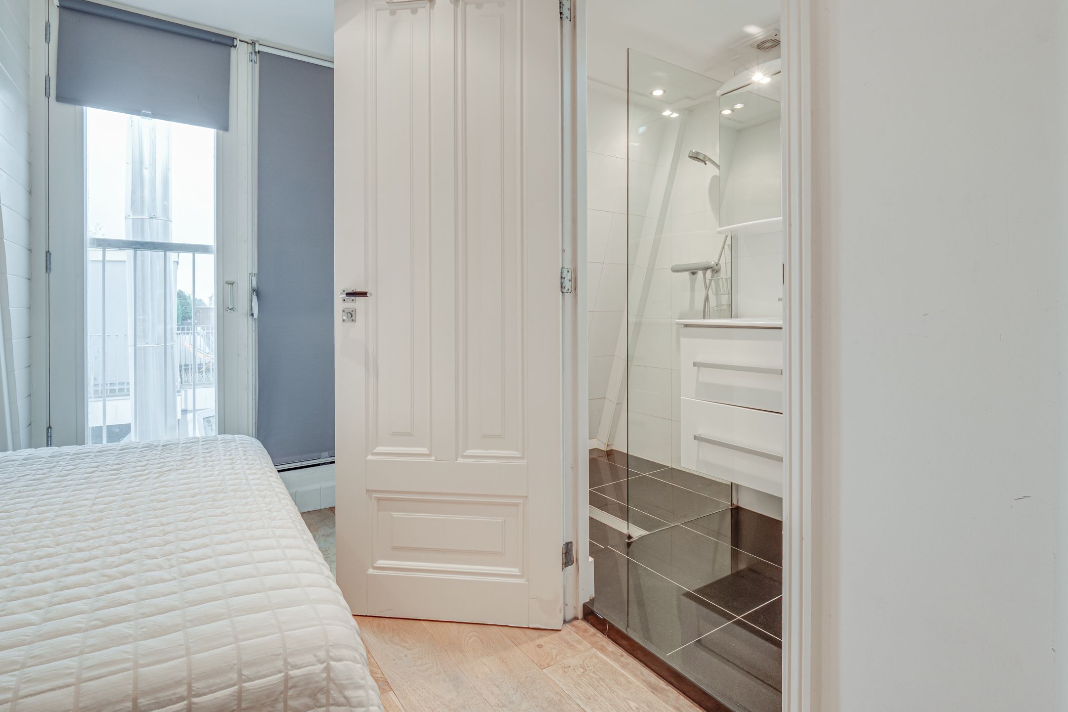 Photo 15 of Leidsekruisstraat 19-4