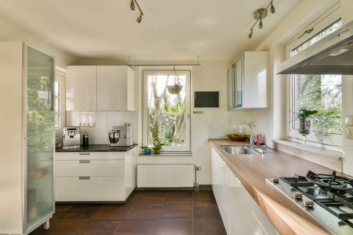 Photo 13 of Charloisse Lagedijk 904