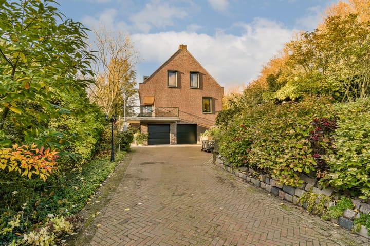 Photo 29 of Charloisse Lagedijk 904